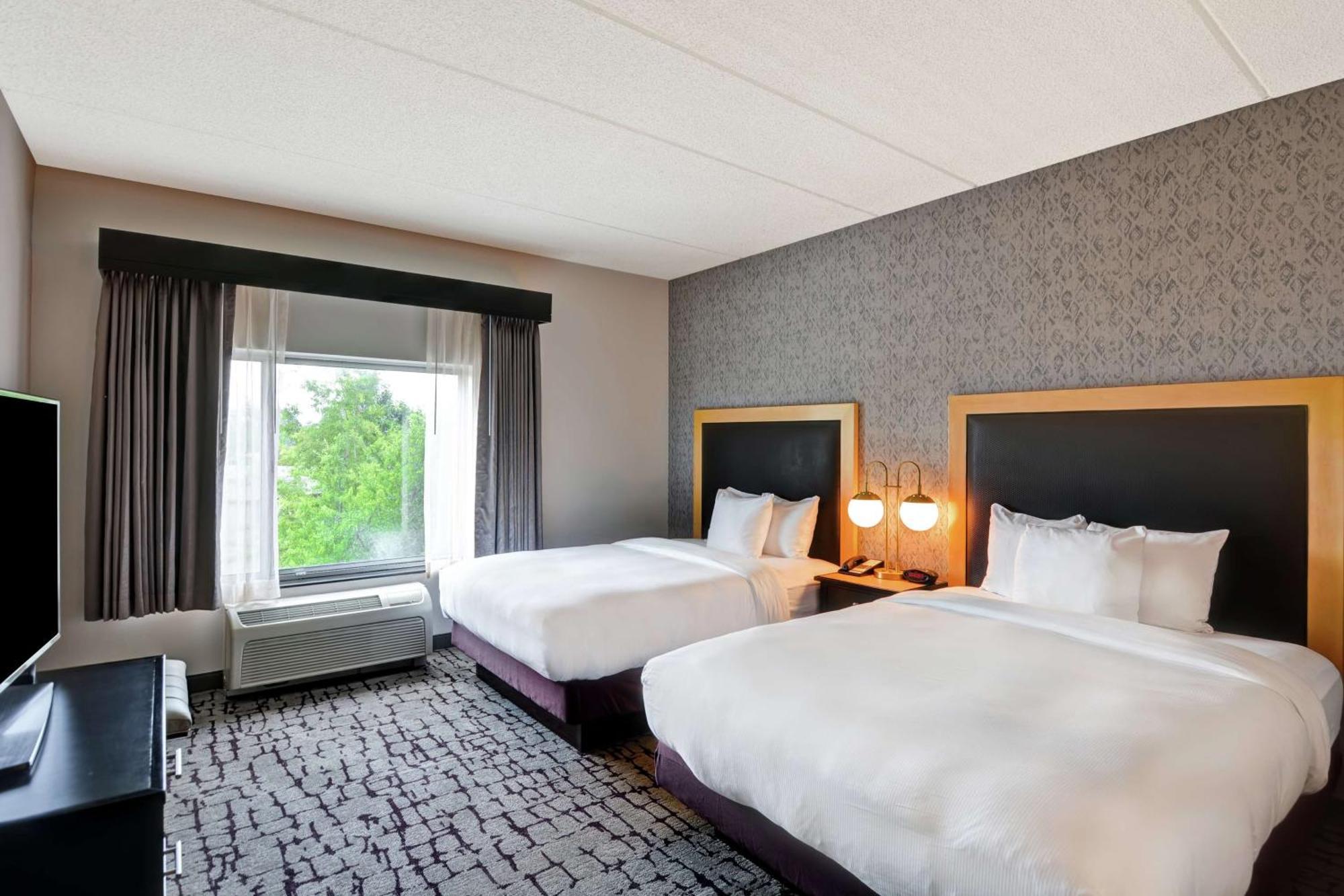 Hotel Doubletree By Hilton Baton Rouge Esterno foto